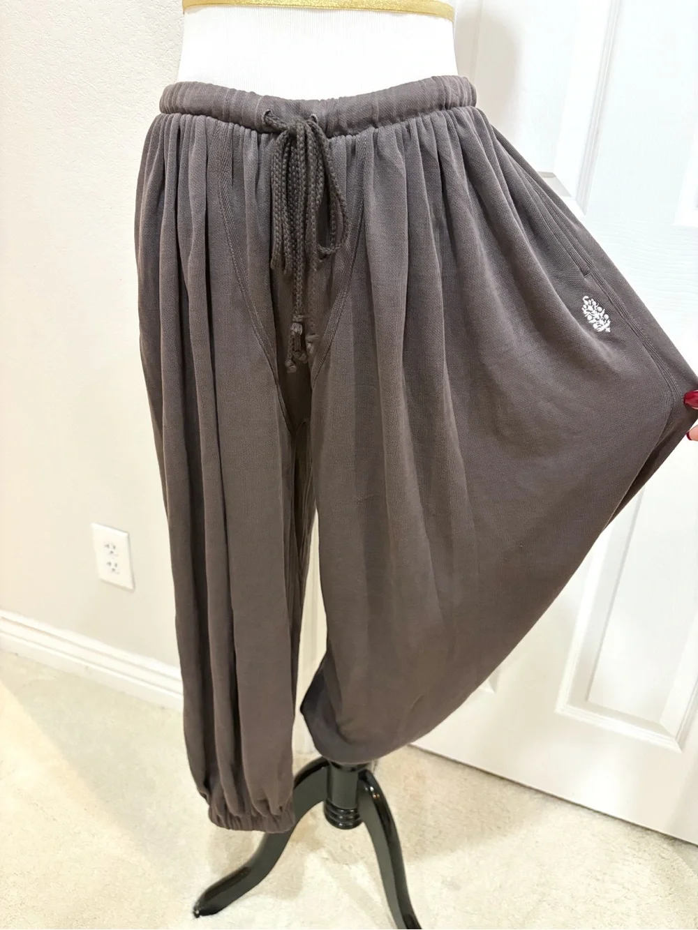 Free People FP Movement Women's Momentum Balloon Rich Brown Oversized Pants XS/S